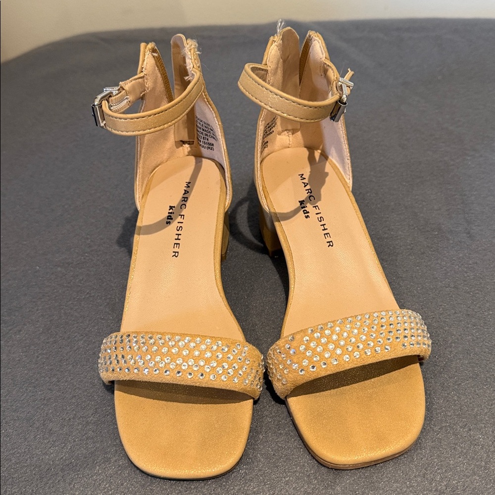 Marc Fisher girls dress sandals- blingy size 11